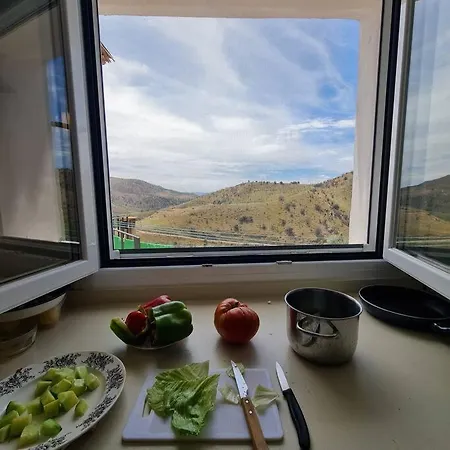 Teletrabajo En Paz O Fin De Semana En El Pueblo Moros