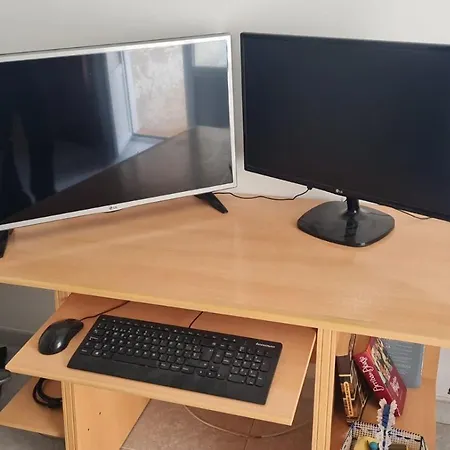 Teletrabajo En Paz O Fin De Semana En El Pueblo Moros