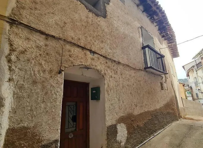 Teletrabajo En Paz O Fin De Semana En El Pueblo * Moros